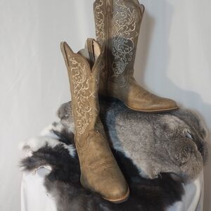 Women's Tan Western Boots